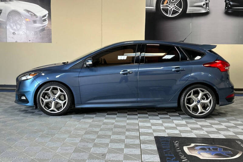 2018 Ford Focus ST