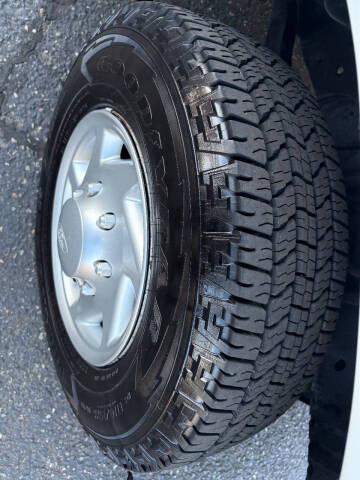 2011 Ford E-Series E-350 SD XL