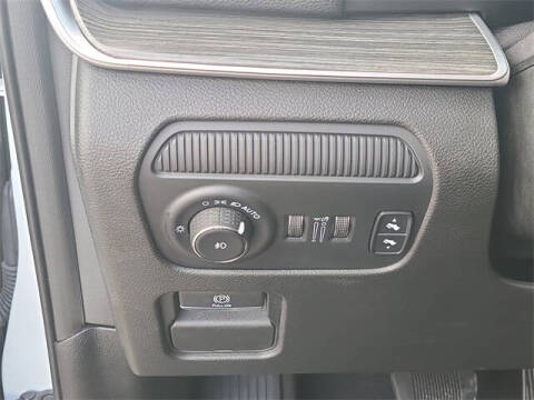 2023 Jeep Wagoneer Series III