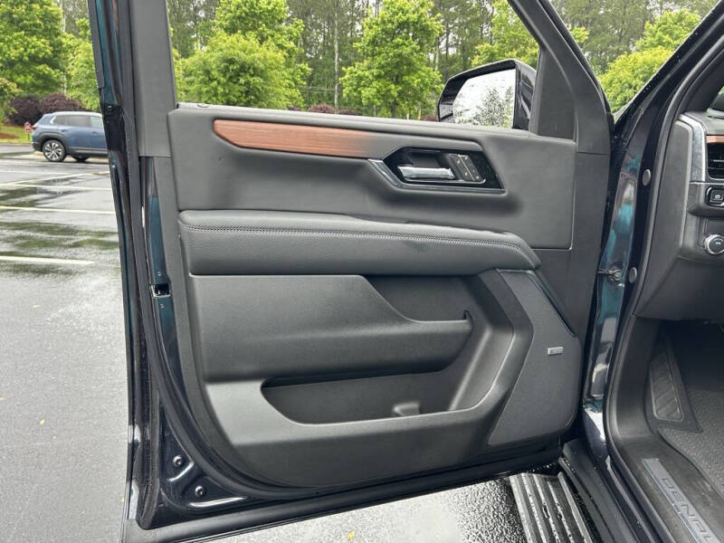 2025 GMC Yukon Denali