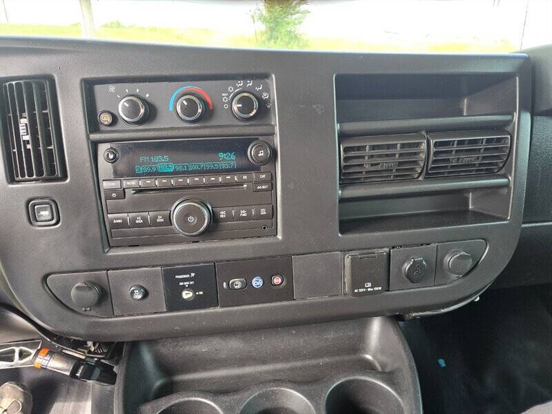 2017 Chevrolet Express LT 3500