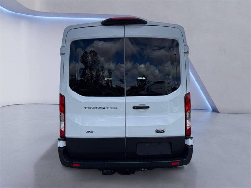 2025 Ford Transit