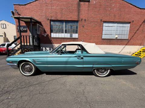 1965 Ford Thunderbird