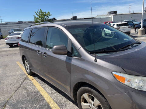 2014 Toyota Sienna