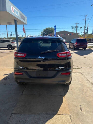 2018 Jeep Cherokee Latitude Plus