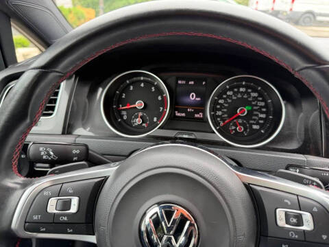 2015 Volkswagen Golf GTI Autobahn