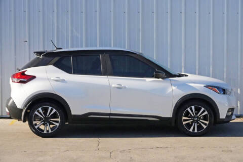 2020 Nissan Kicks SR