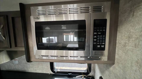 2016 Winnebago Ultralite