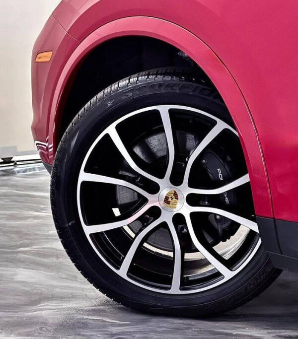 2023 Porsche Cayenne