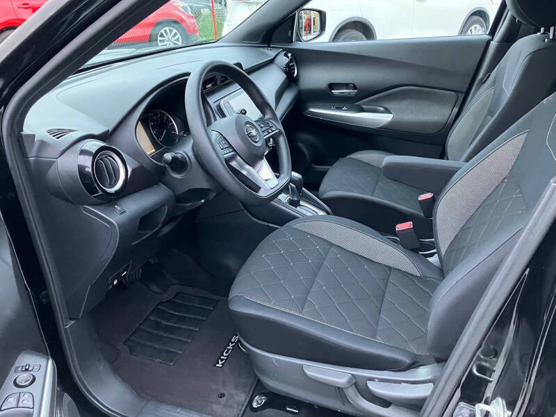 2019 Nissan Kicks SV