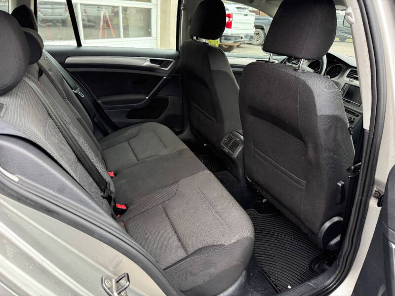 2016 Volkswagen Golf SportWagen TSI S