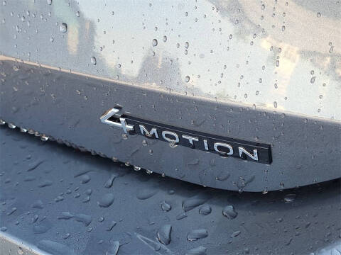 2025 Volkswagen Tiguan SE R-Line Black 4Motion