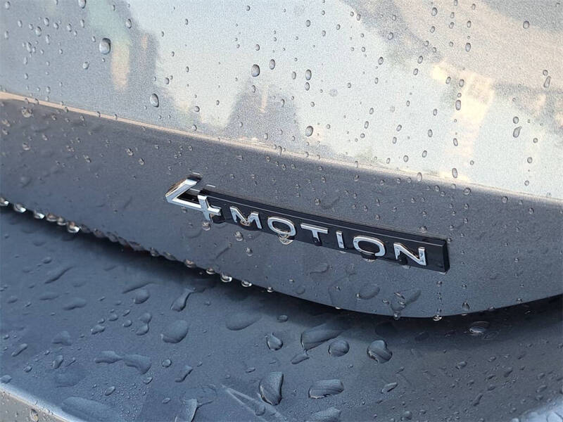 2025 Volkswagen Tiguan SE R-Line Black 4Motion