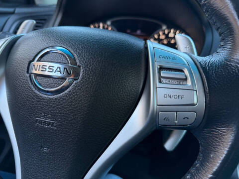 2016 Nissan Altima 2.5 SR