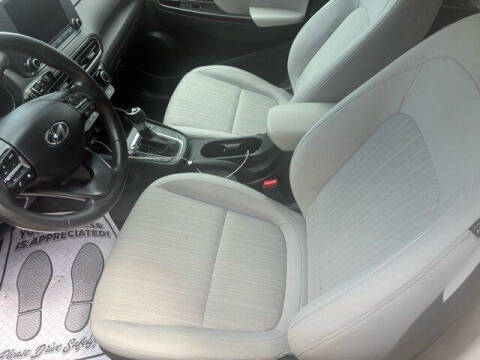 2022 Hyundai Kona SEL