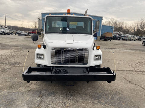 2003 Freightliner FL60