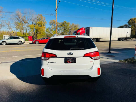 2014 Kia Sorento LX