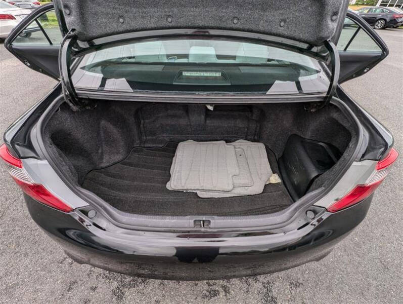 2014 Toyota Camry Hybrid LE