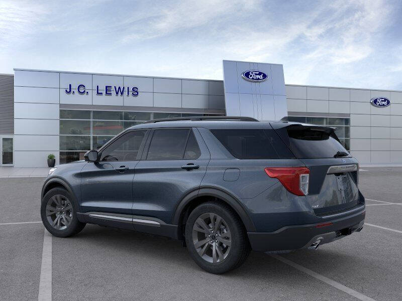 2024 Ford Explorer XLT