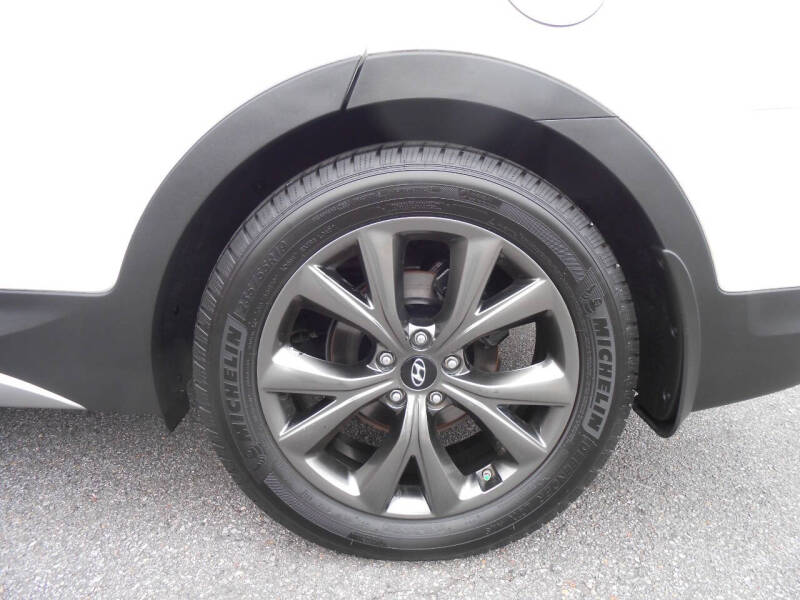 2017 Hyundai Santa Fe Sport 2.0T Ultimate