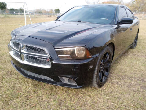 2013 Dodge Charger for sale at LA PULGA DE AUTOS in Dallas TX