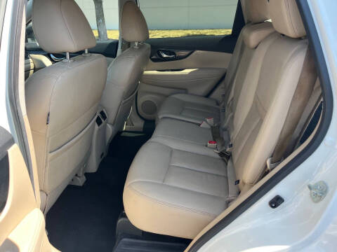 2020 Nissan Rogue SL