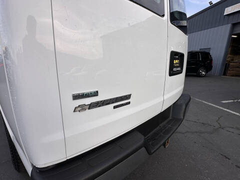 2012 Chevrolet Express 2500