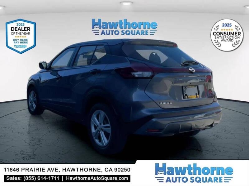 2023 Nissan Kicks S