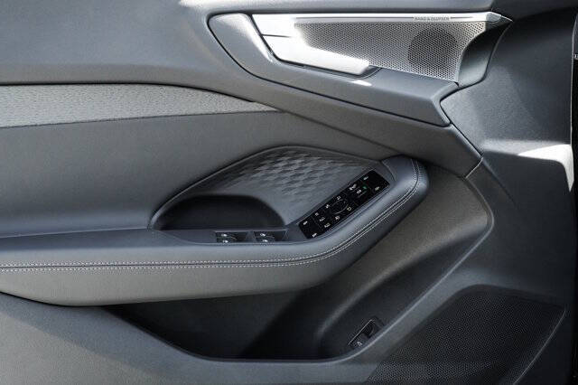 2025 Audi A5 quattro Prestige TFSI