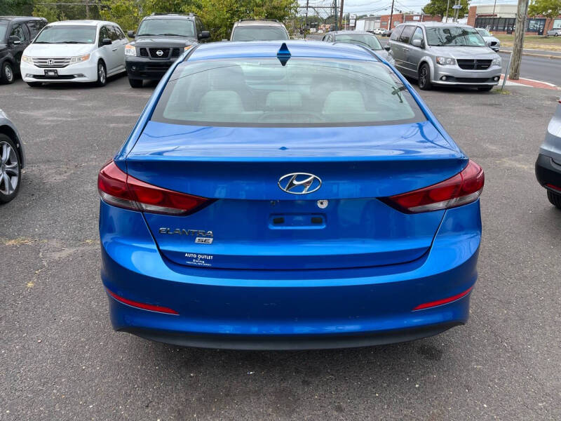 2017 Hyundai Elantra SE photo 8