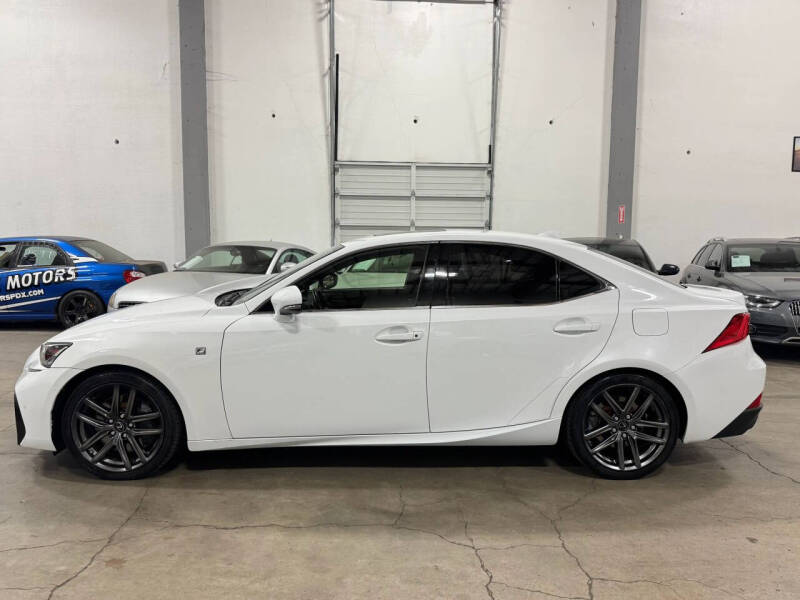 2018 Lexus IS 300