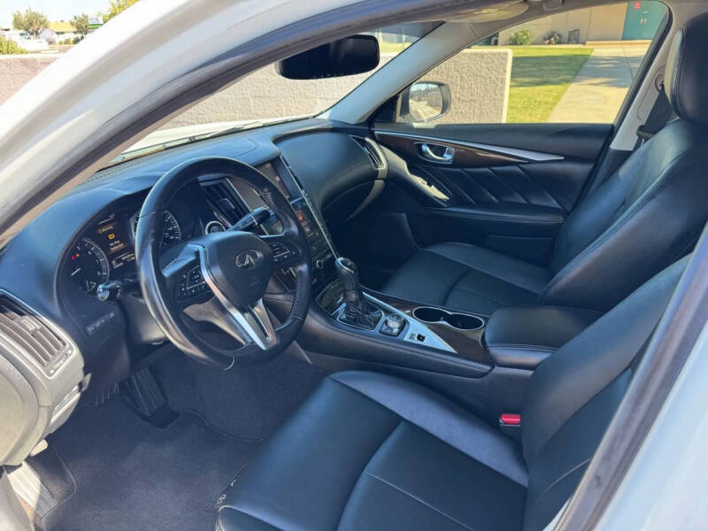 2018 Infiniti Q50 2.0T Luxe