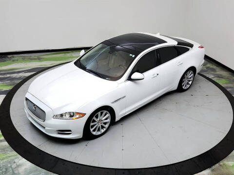 2015 Jaguar XJ