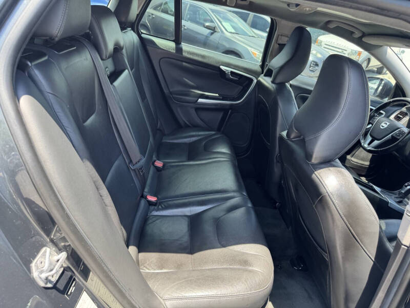 2015 Volvo V60 T5 Drive-E Premier