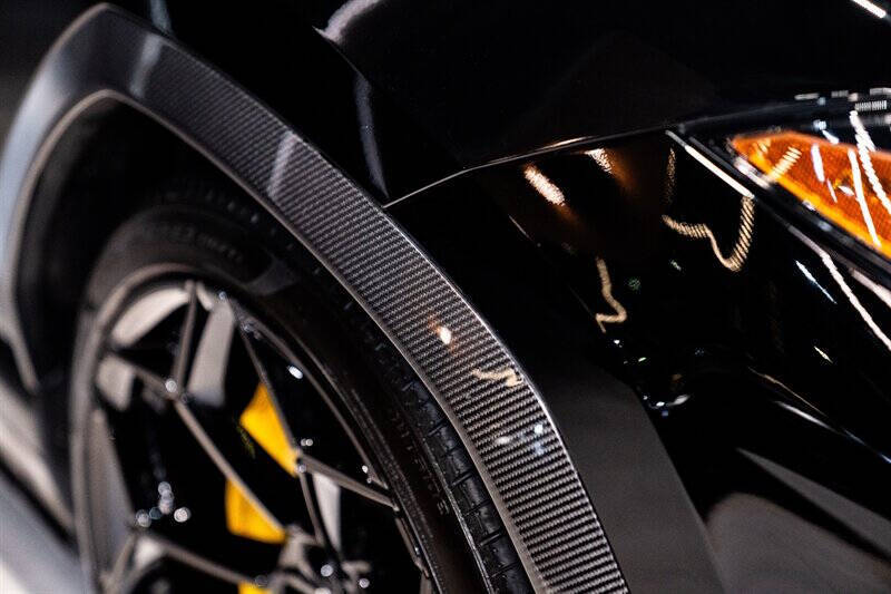 2023 Lamborghini Urus Performante