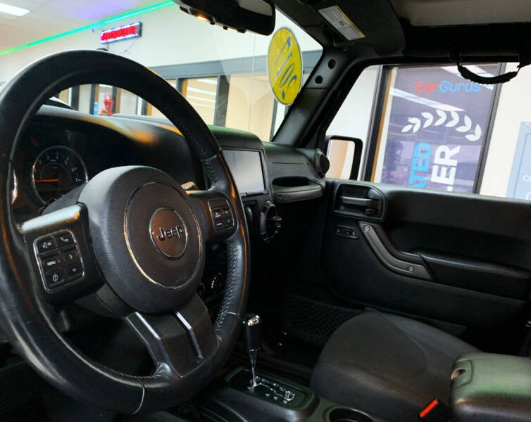 2017 Jeep Wrangler Willys Wheeler