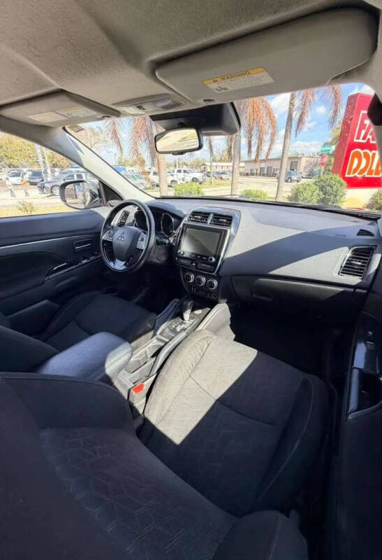 2020 Mitsubishi Outlander Sport SE