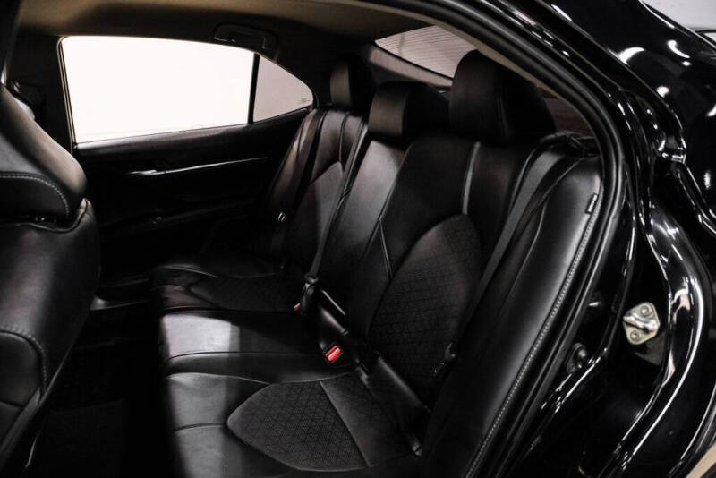 2020 Toyota Camry XSE