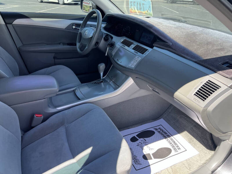 2008 Toyota Avalon XL