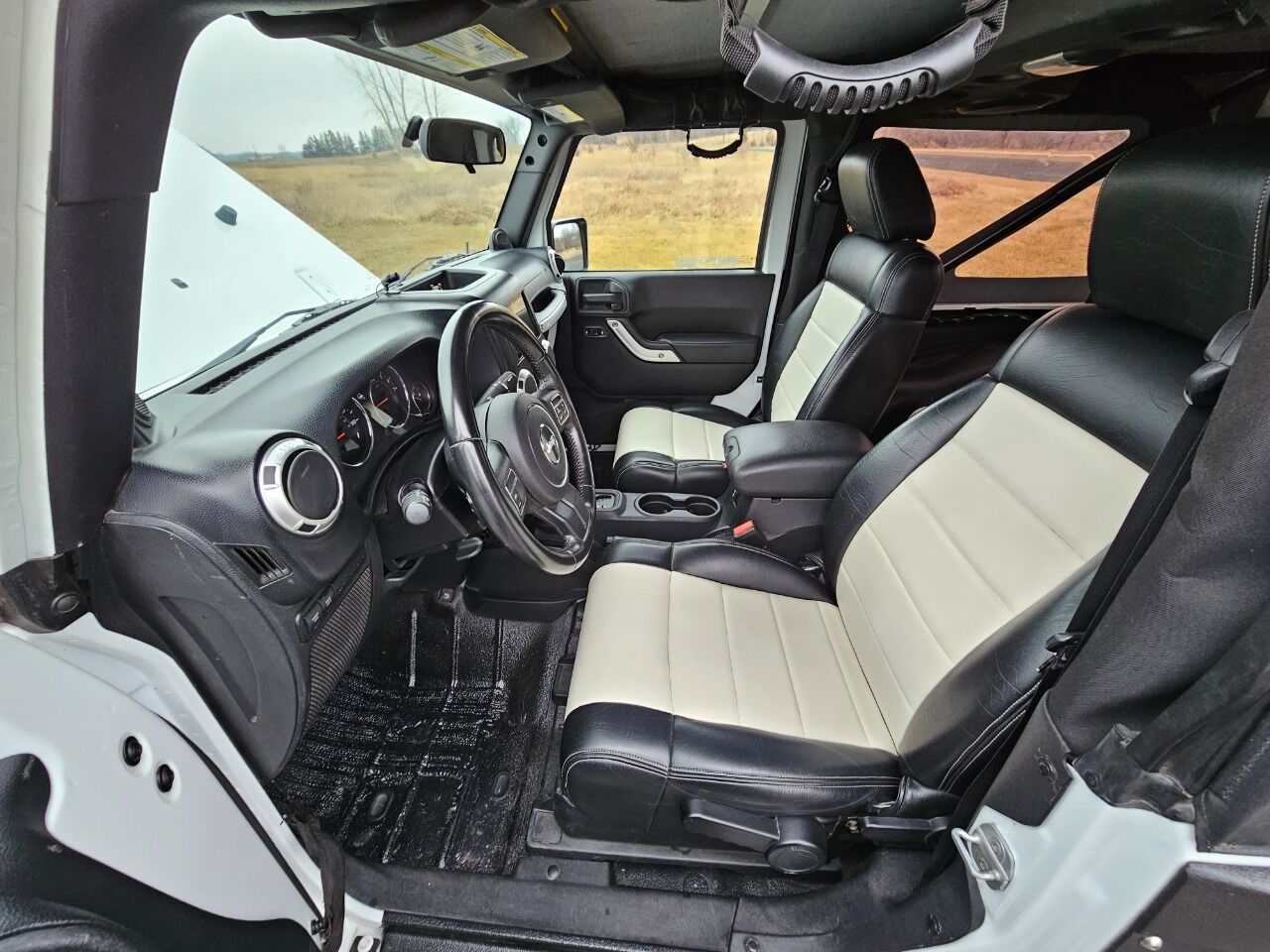2011 Jeep Wrangler 112
