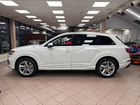 2022 Audi Q7 quattro Premium Plus 55 TFSI