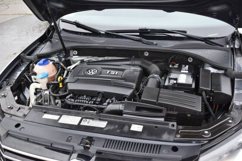 2014 Volkswagen Passat 1.8T SE