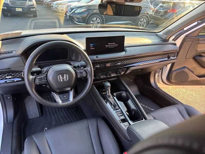 2025 Honda Accord Hybrid Touring