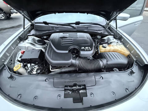 2019 Dodge Charger SXT