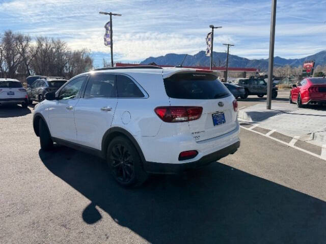 2019 Kia Sorento S V6