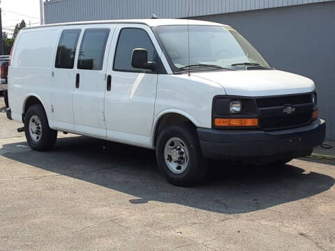 2012 chevrolet express store 2500 work van