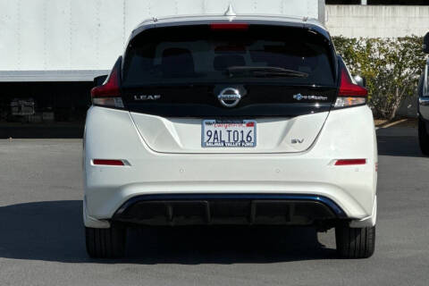 2022 Nissan LEAF SV