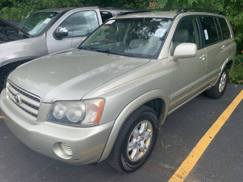 2001 Toyota Highlander for sale at Trocci's Auto Sales in West Pittsburg PA