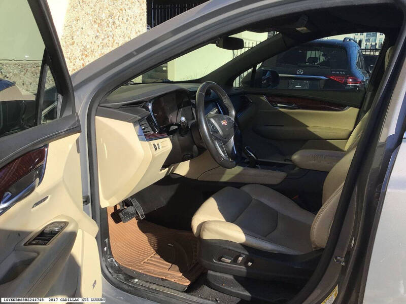 2017 Cadillac XT5 Luxury