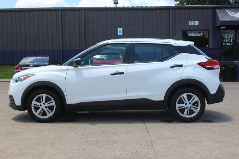 2020 Nissan Kicks S